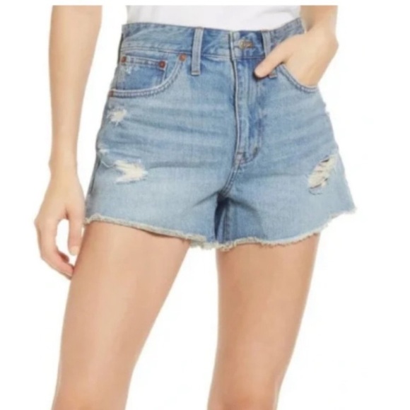 Madewell Relaxed Denim Shorts Cedarcroft Wash Blue Size 28 distressed‎ raw hem - Picture 1 of 10